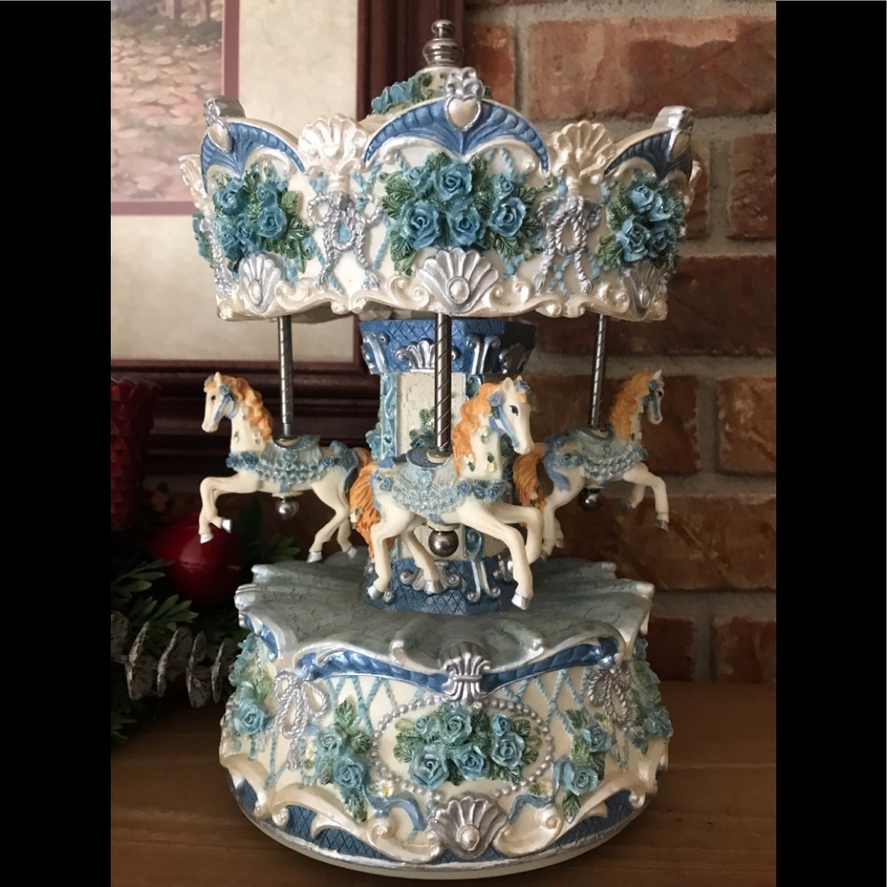 Rare Vintage 1970’s Victorian Large Carousel Horse